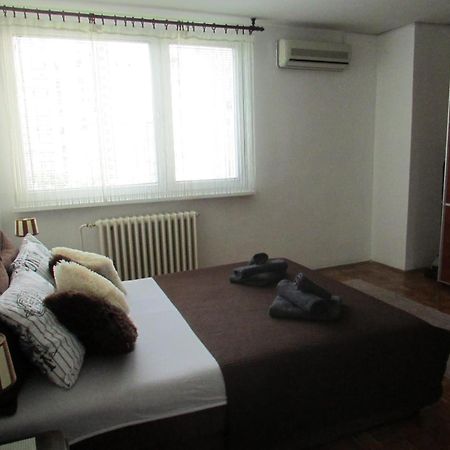 Apartman Family SJJ Exteriör bild